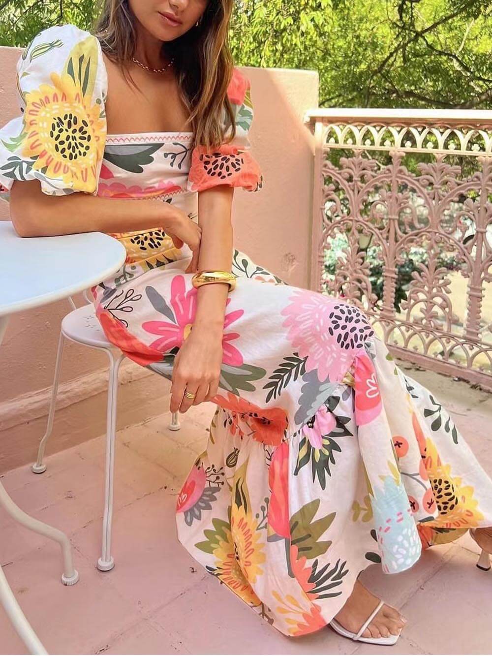 Luna | Elegantly Poised Maxi Dress with Puff Sleeves