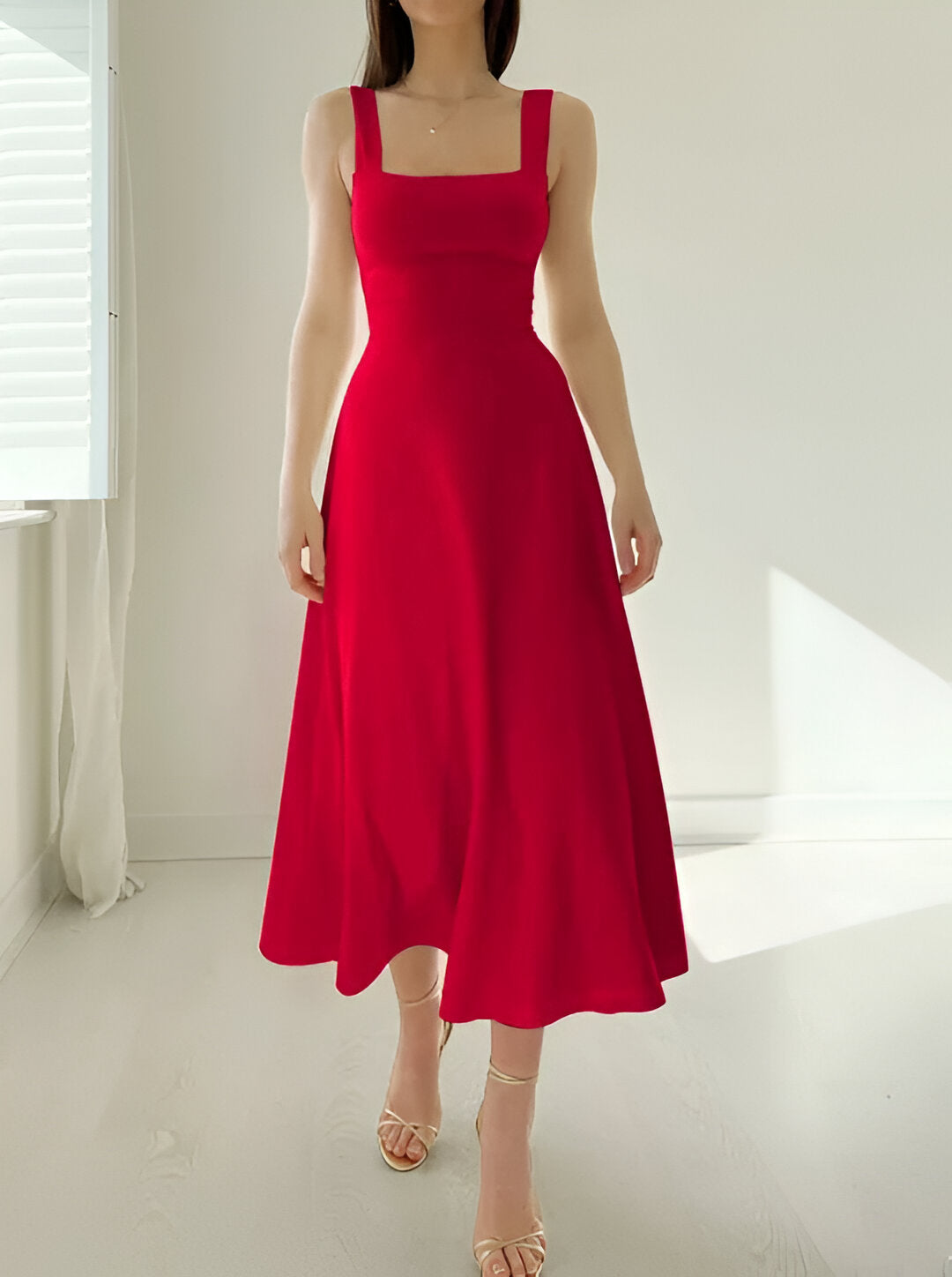 Tamsin | Chic Midi Dress