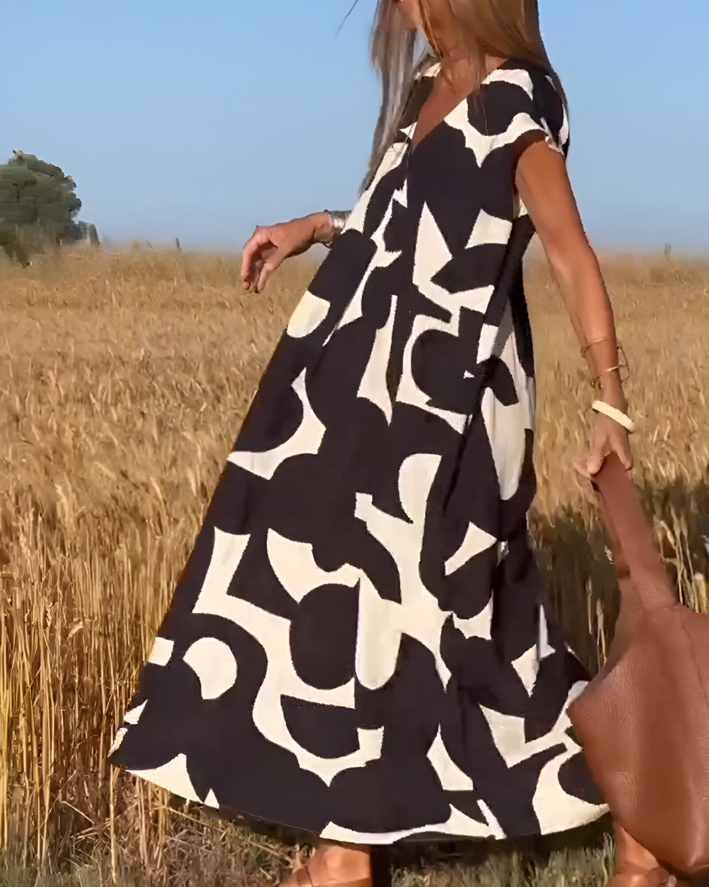 Lila | Chic Printed Dress with Flair