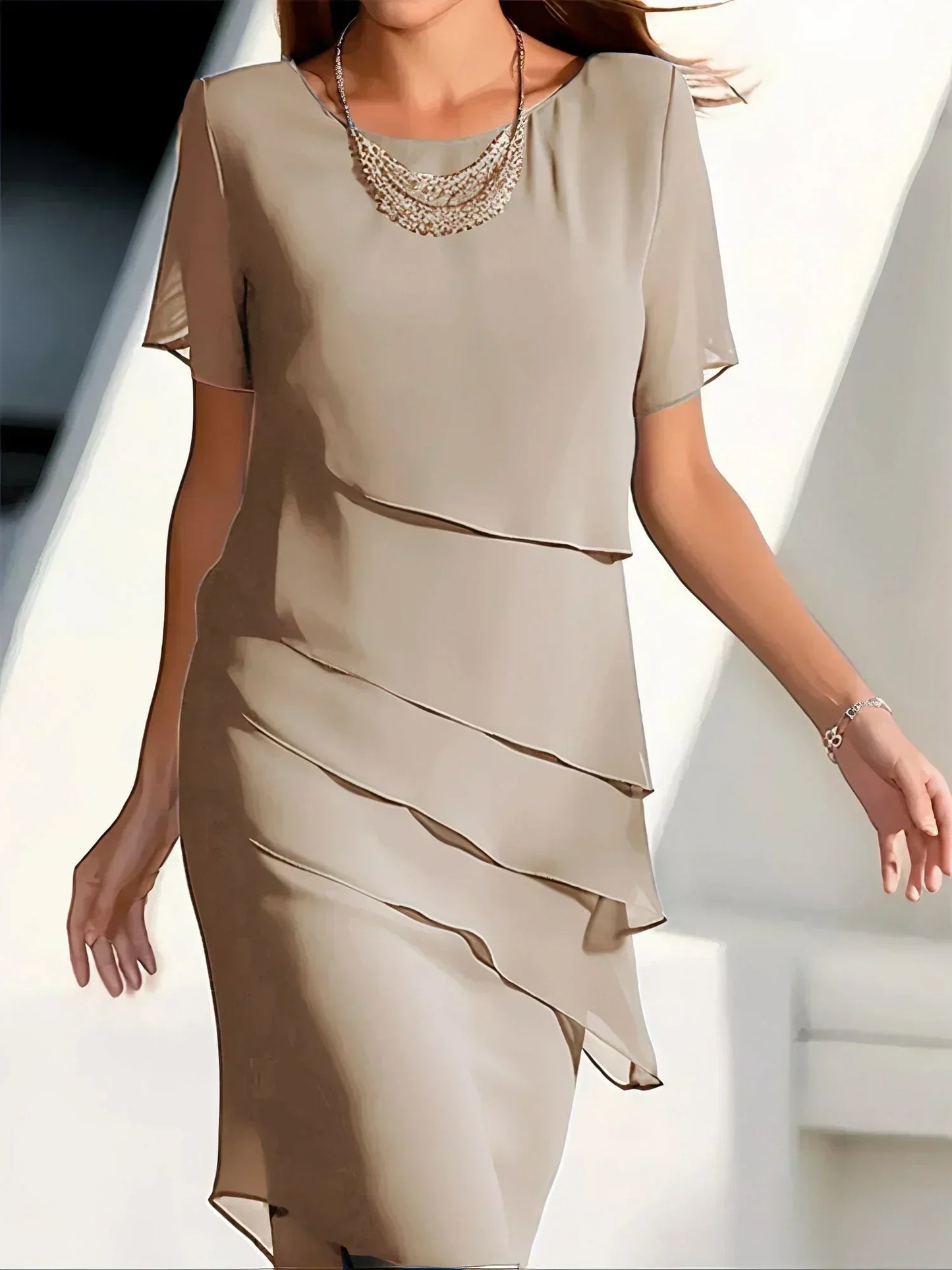 Nina | Elegant Midi Dress with Short Sleeves