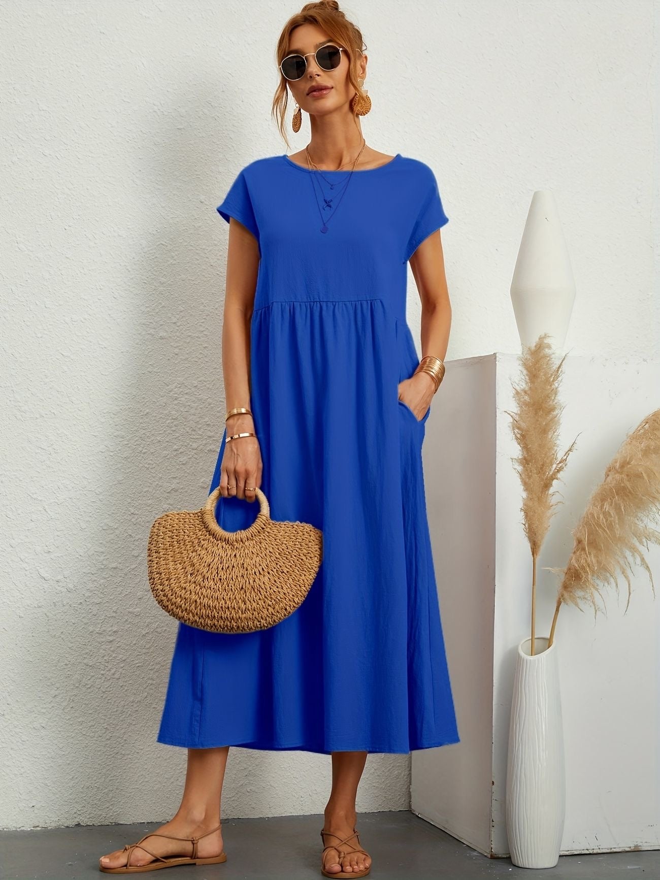 Sienna | Elegant Round Neck Dress