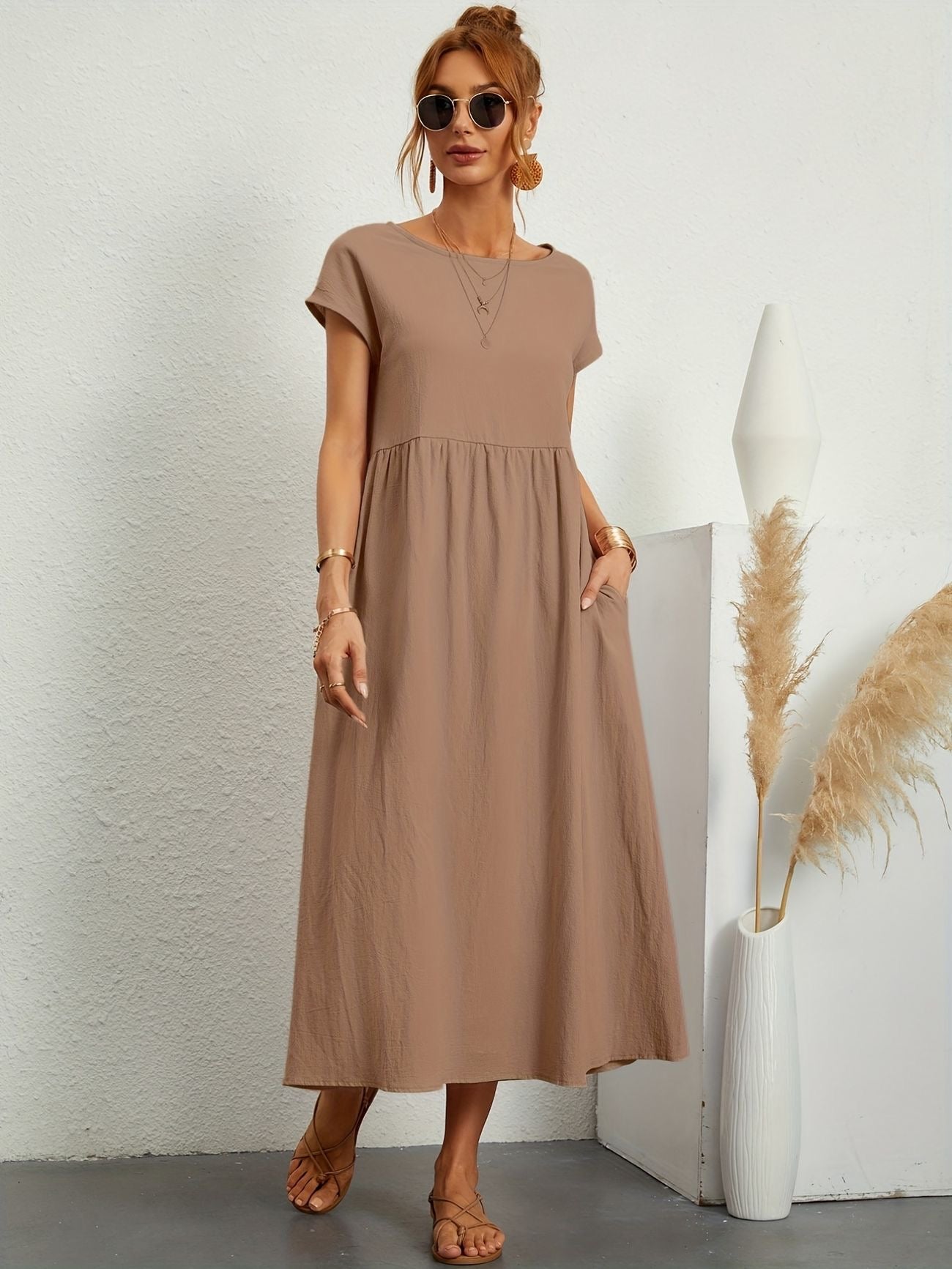 Sienna | Elegant Round Neck Dress