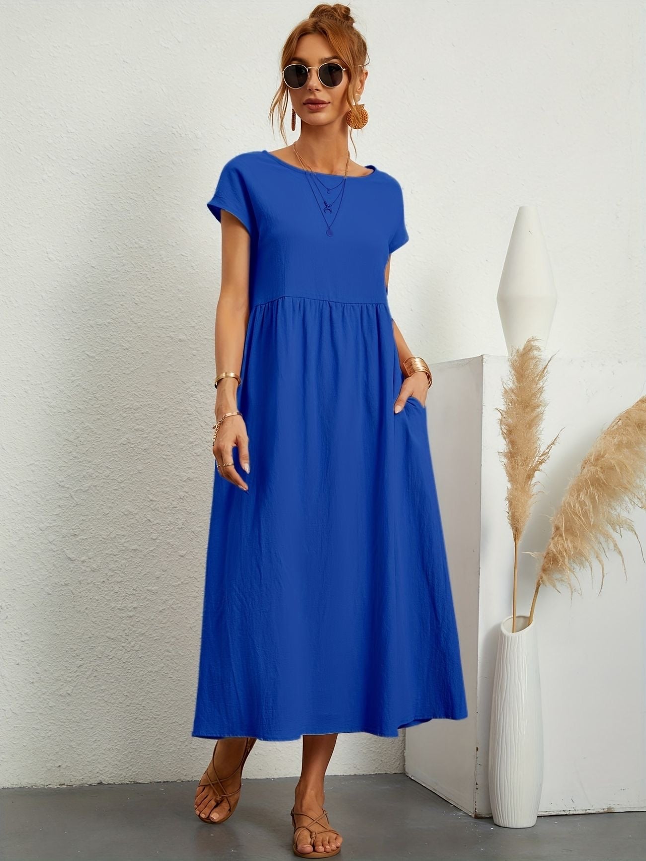 Sienna | Elegant Round Neck Dress