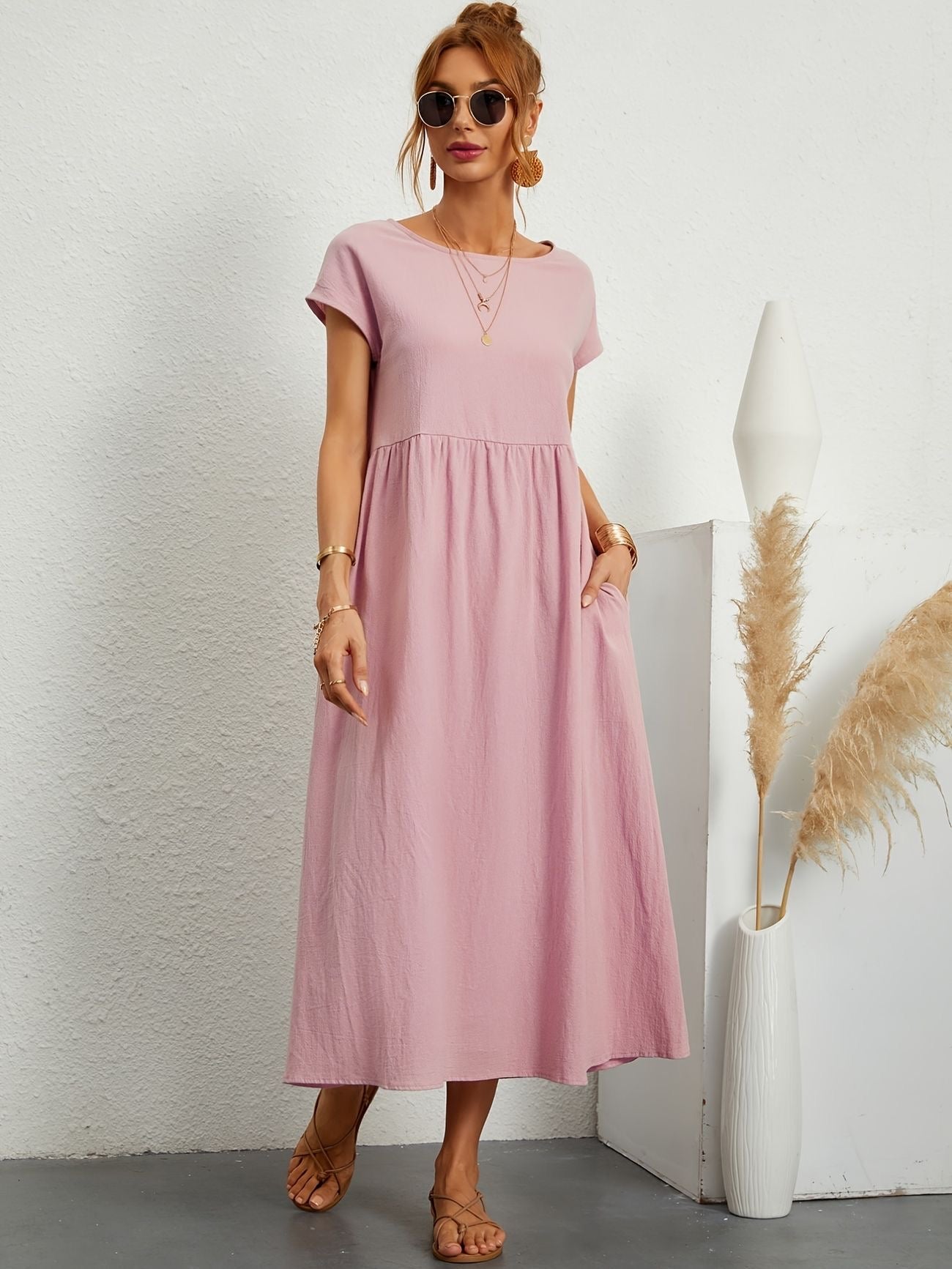 Sienna | Elegant Round Neck Dress