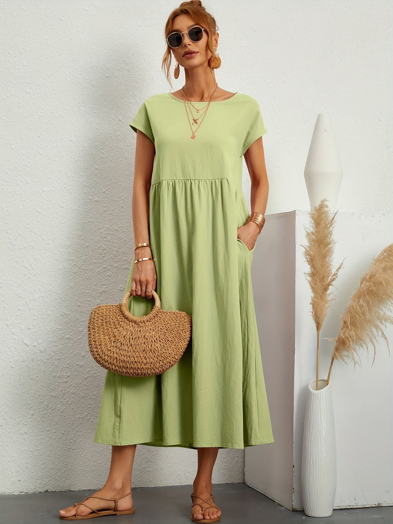 Sienna | Elegant Round Neck Dress