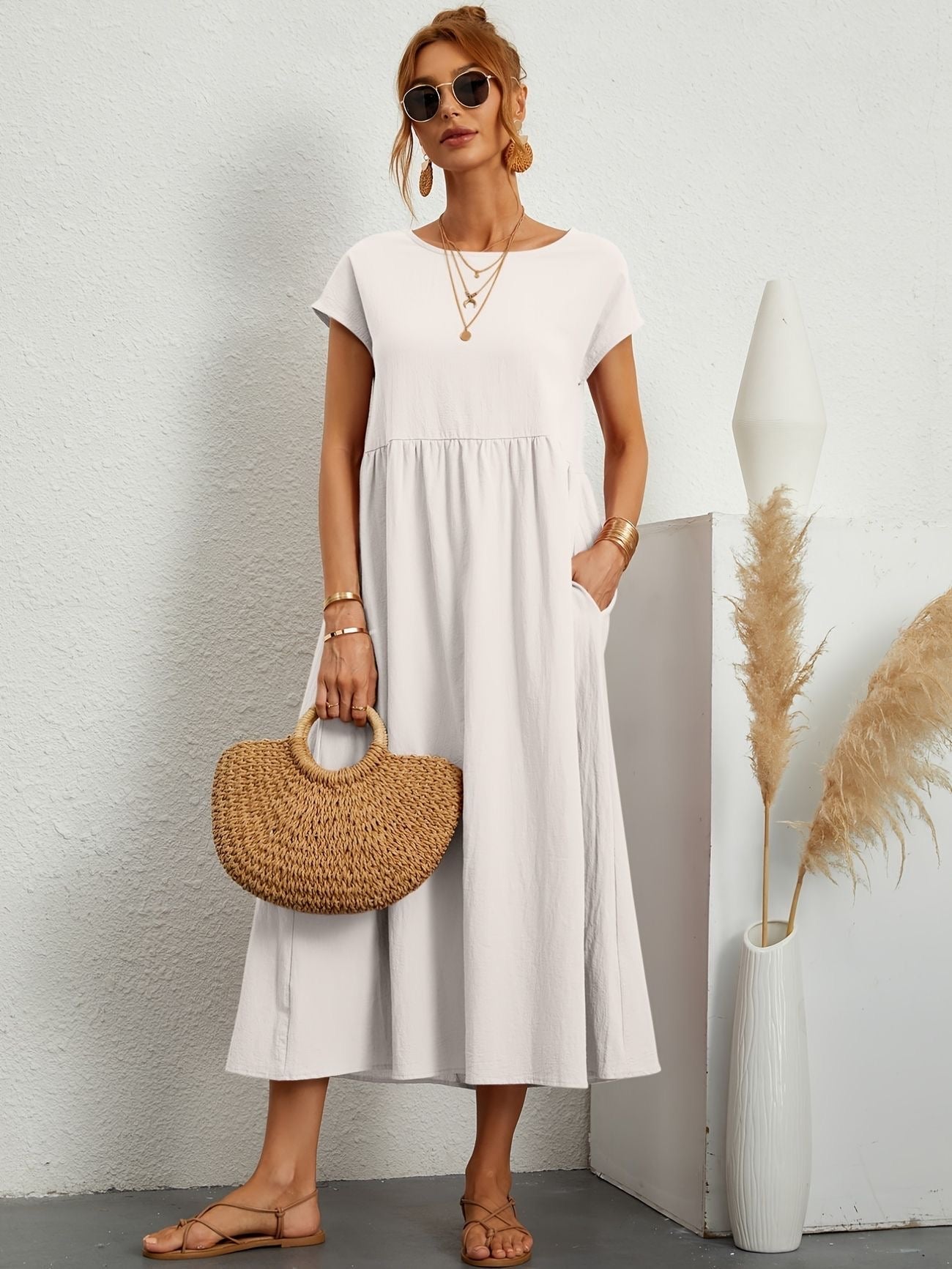 Sienna | Elegant Round Neck Dress