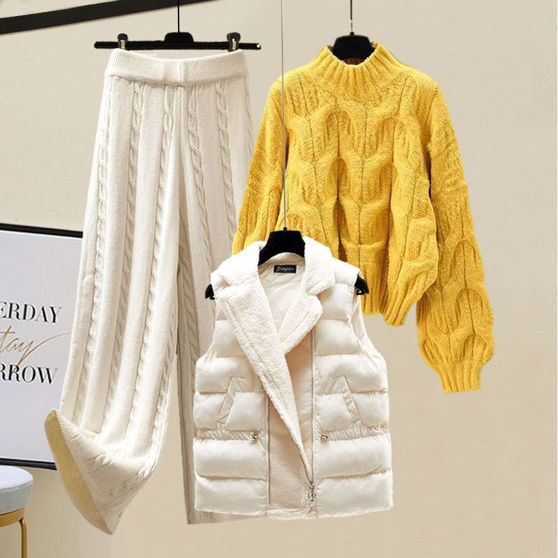 Dahlia | Chic 3-Piece Women's Suit Ensemble