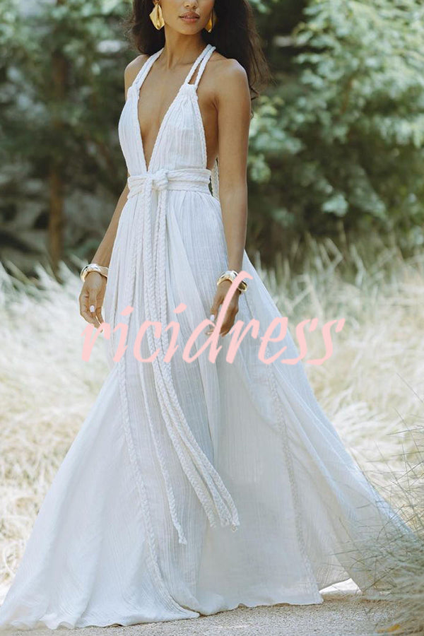 Briony | Flowing Linen Maxi Dress with Dramatic V-Neck and Backless Design