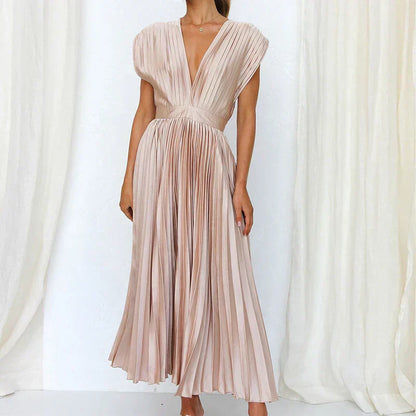 Mira | Chic Pleated Maxi Gown