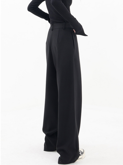 Clara | Relaxed Fit Trousers Crafted from Luxe Fabric