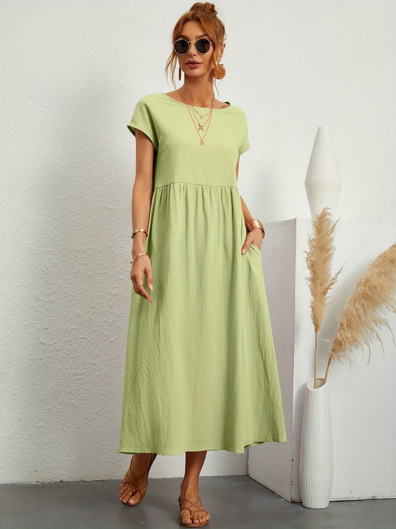 Sienna | Elegant Round Neck Dress