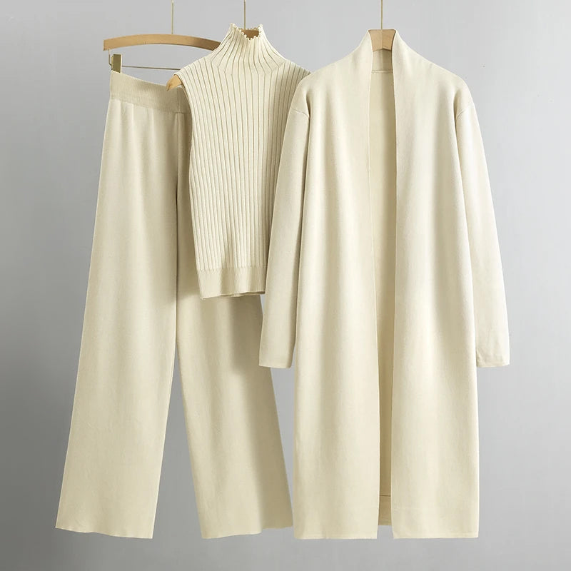 Isadora | Cozy Three-Piece Ensemble