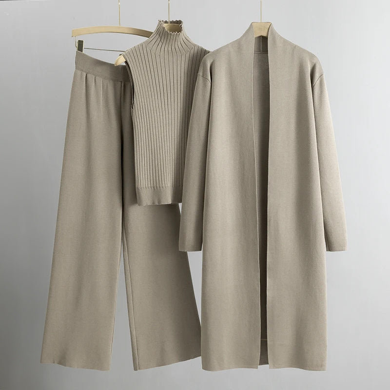 Isadora | Cozy Three-Piece Ensemble