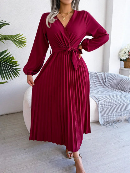 Lena | Elegant V-Neck Pleated Maxi Dress With Long Sleeves
