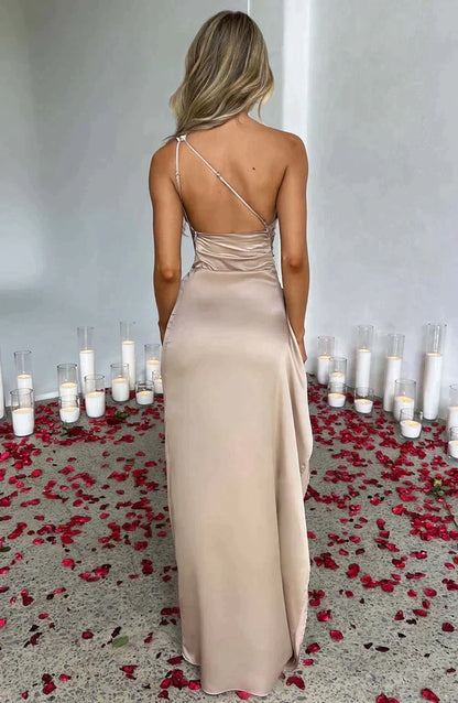 Bianca | Alluring Elegance Maxi Dress