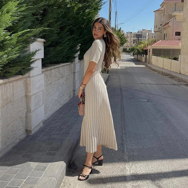 Lila | Classic Knit Maxi Dress