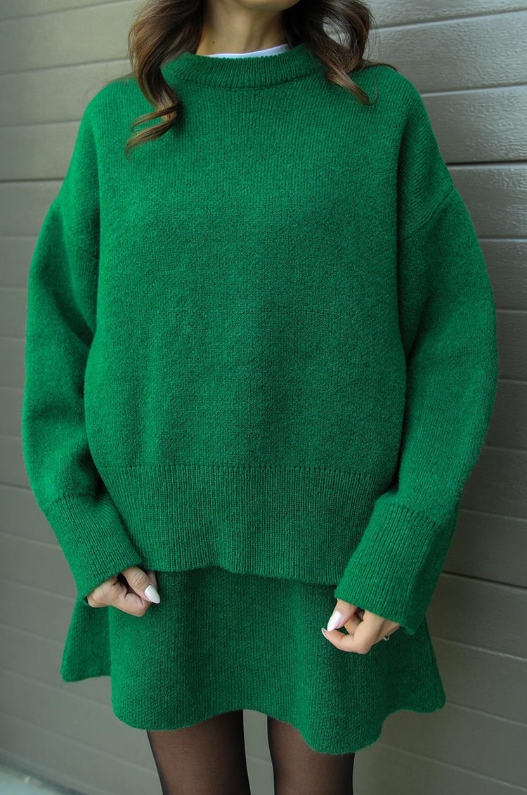 Nora | Cozy Knitted Two-Piece Set for Women: Jumper and Skirt Combo